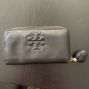 Tory Burch continental zip wallet